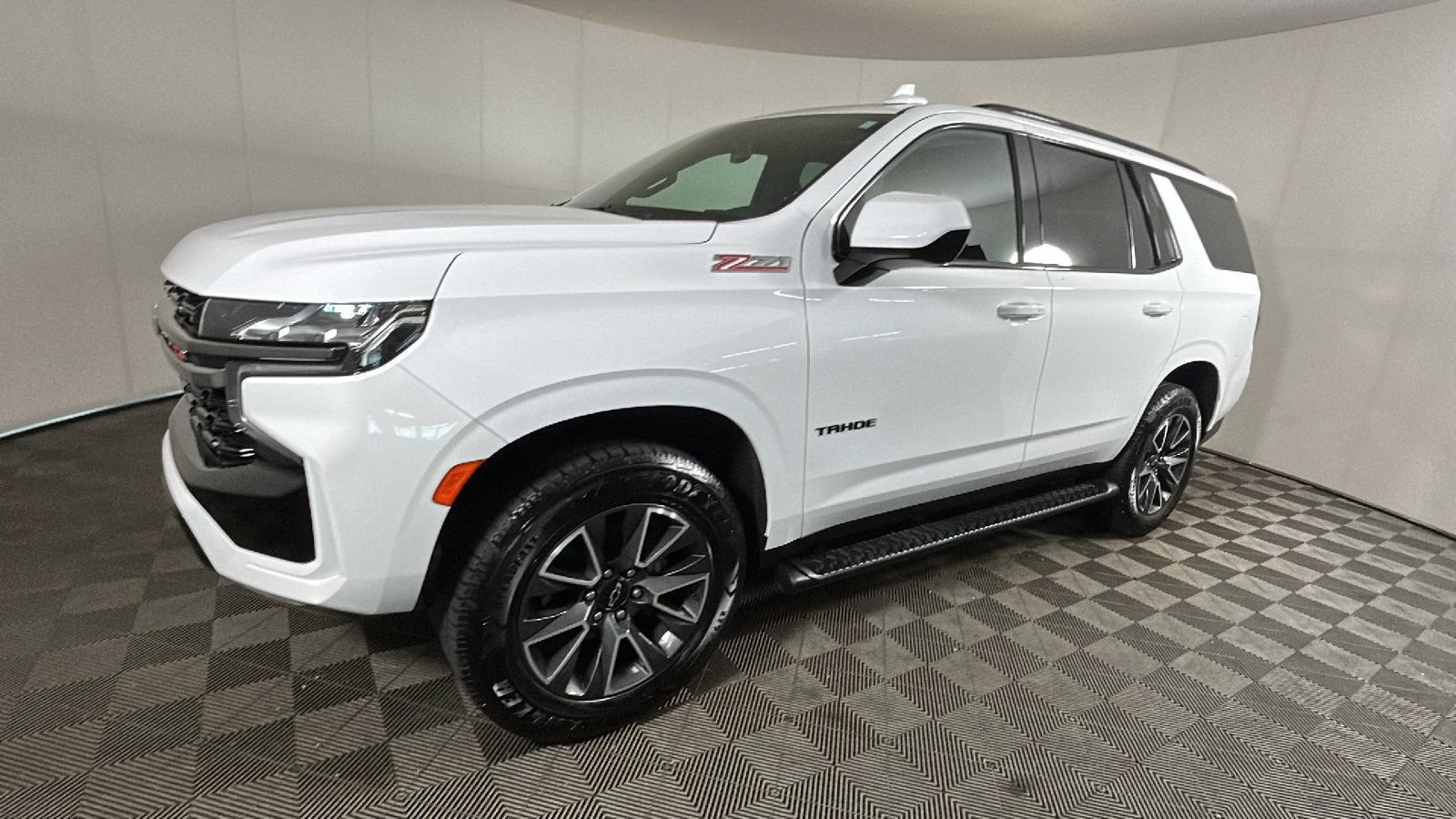 Used 2022 Chevrolet Tahoe Z71 AWD/4WD image 8