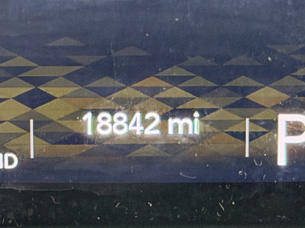 Certified 2025 Jeep Wrangler Unlimited Sahara image 32