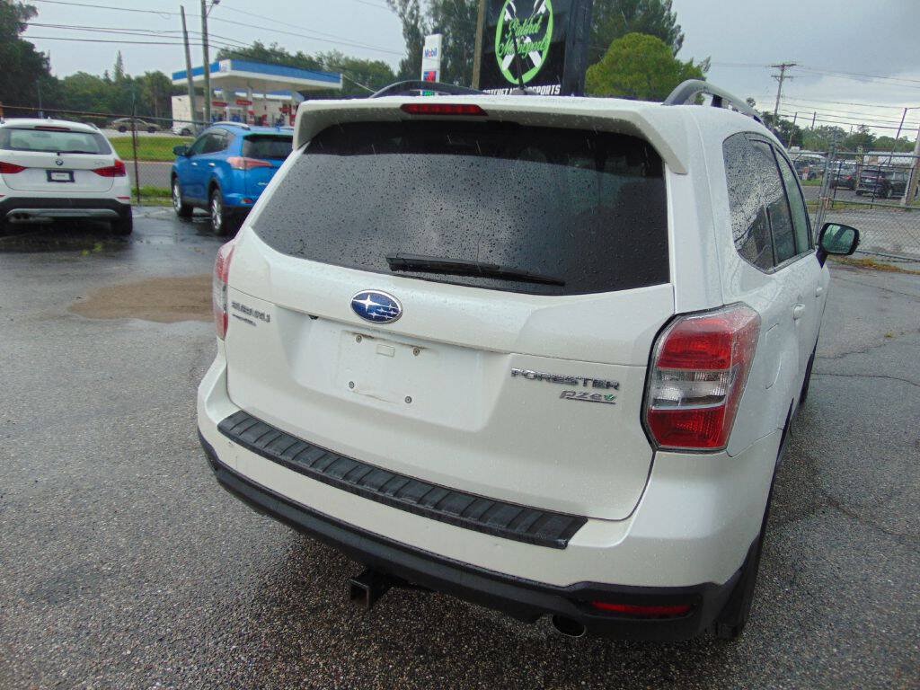 Used 2014 Subaru Forester 2.5i Touring AWD/4WD image 5