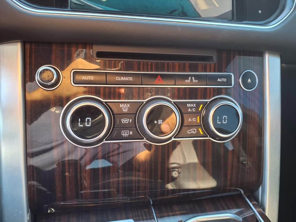 Used 2014 Land Rover Range Rover Supercharged image 17
