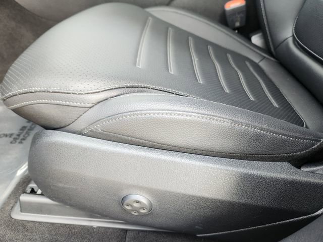 Certified 2026 Mercedes-Benz GLC 300 4MATIC image 9