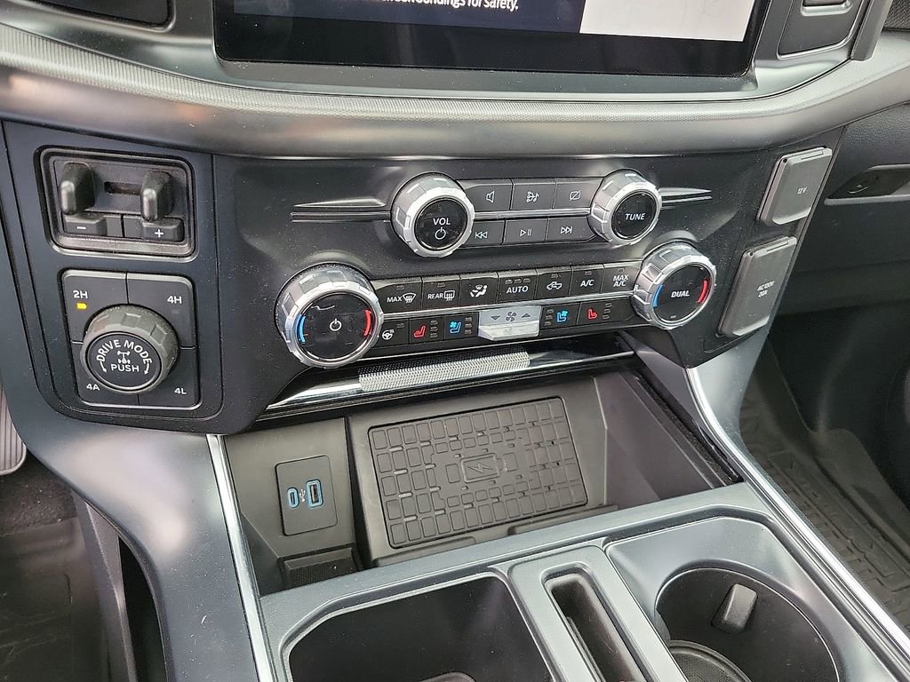Used 2024 Ford F150 Raptor AWD/4WD image 17