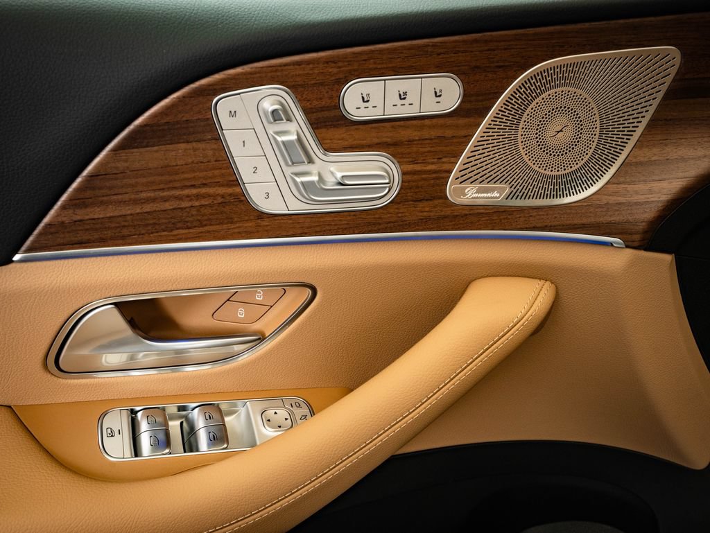 New 2026 Mercedes-Benz GLS 450 4MATIC image 27