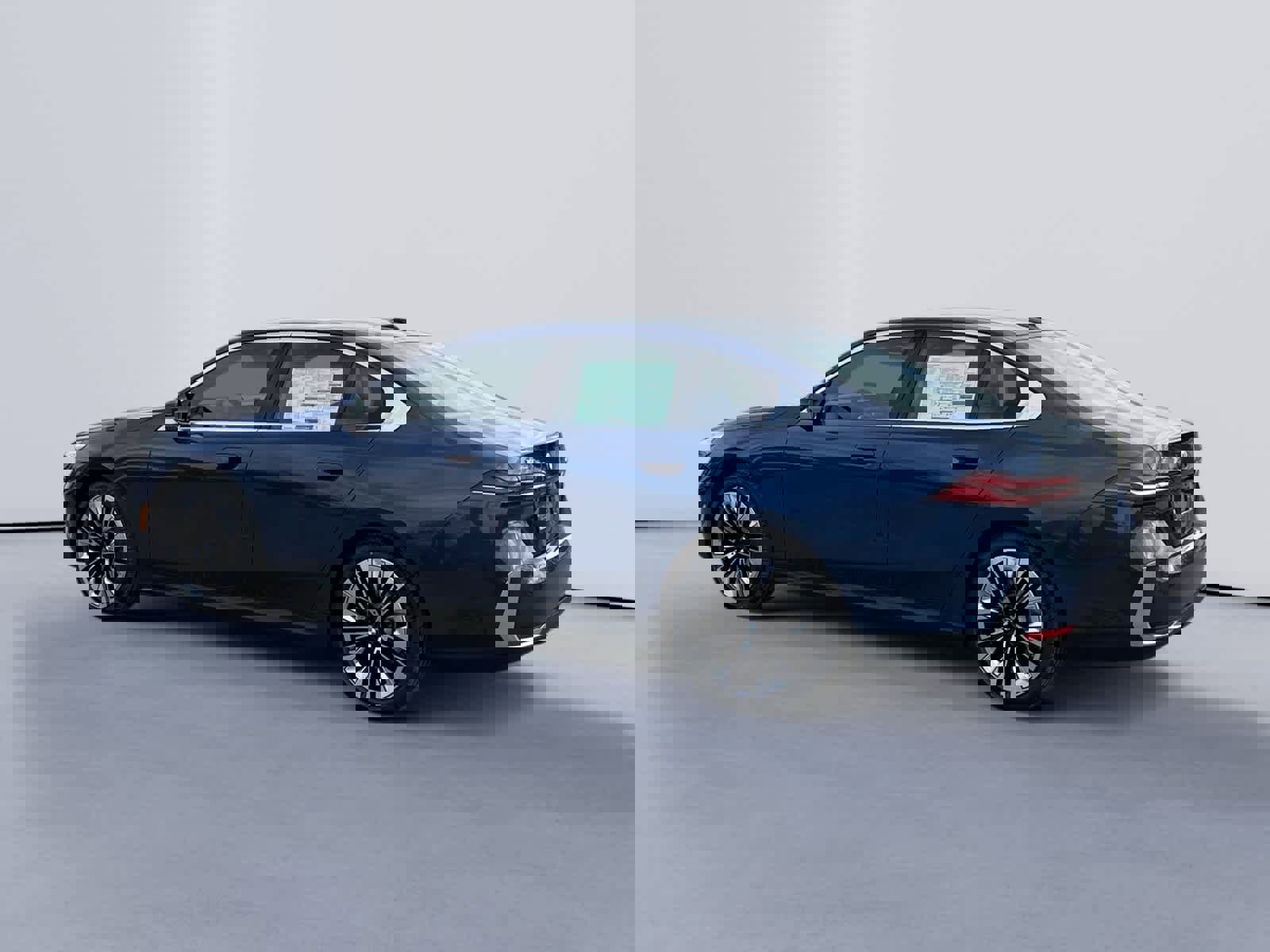 New 2026 BMW 530i xDrive w/ Executive Package image 5