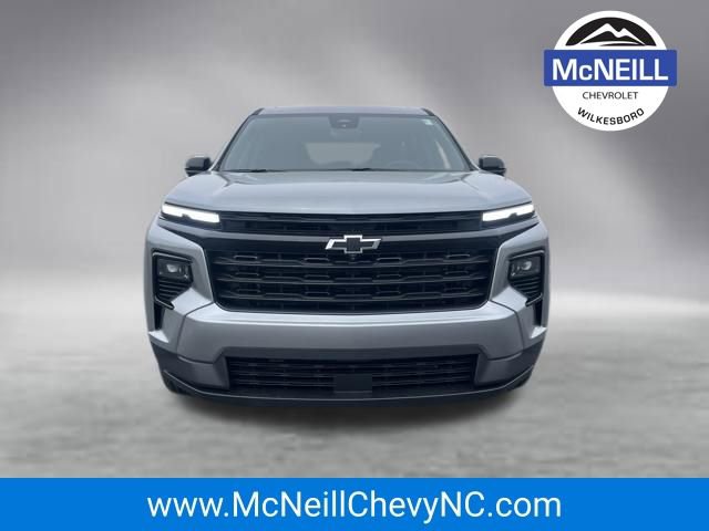 New 2026 Chevrolet Traverse LT w/ Midnight/Sport Edition AWD/4WD image 2
