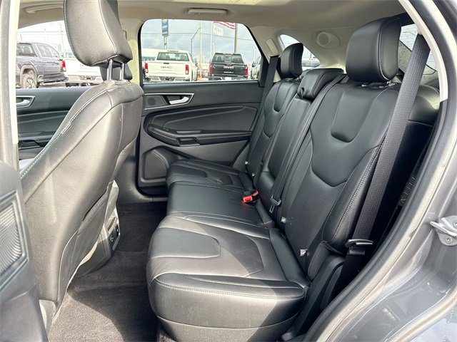 Used 2022 Ford Edge Titanium image 23