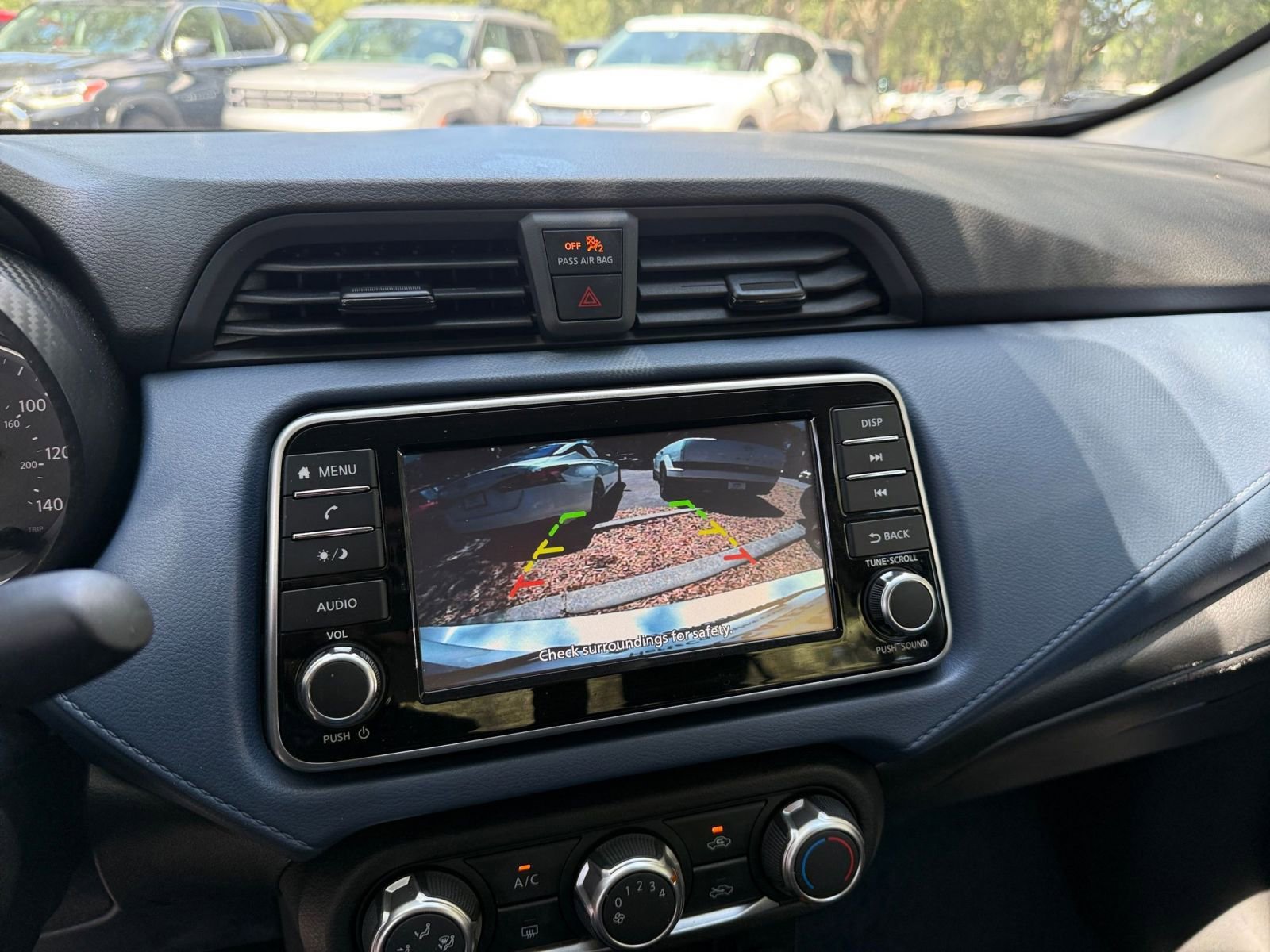 Used 2025 Nissan Versa SV FWD image 21