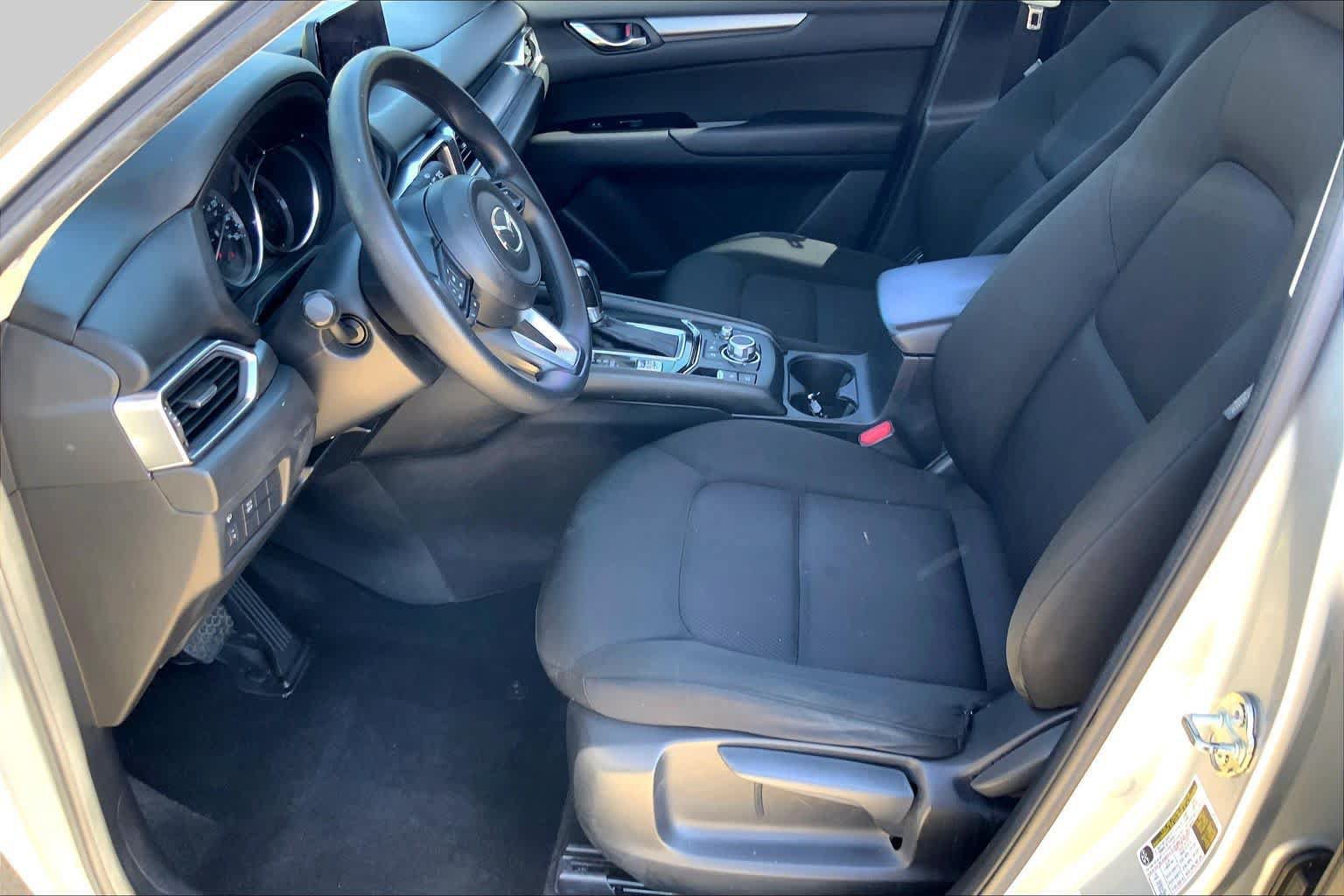 Used 2017 MAZDA CX-5 Sport FWD image 7