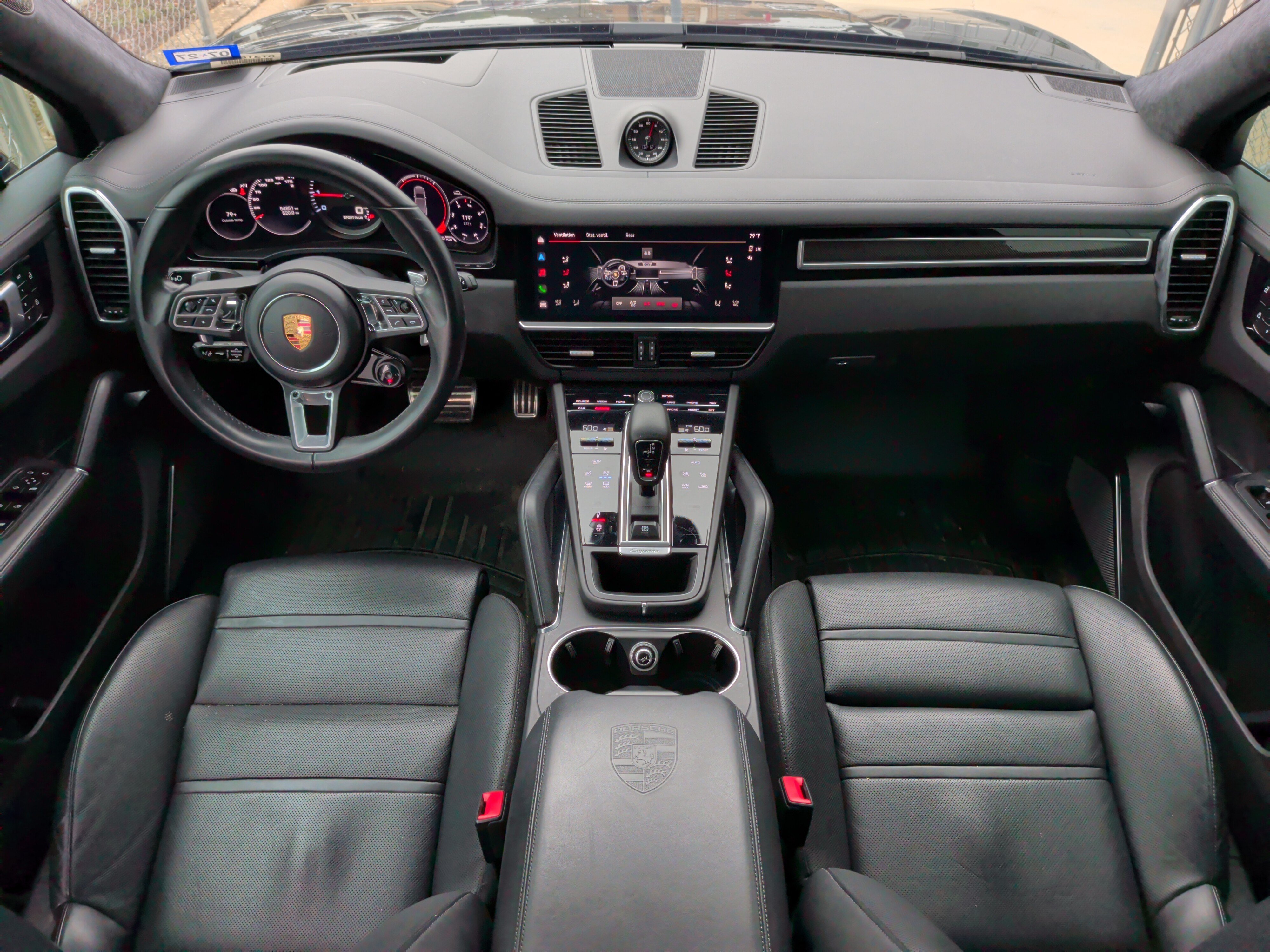 Used 2022 Porsche Cayenne Turbo AWD/4WD image 29