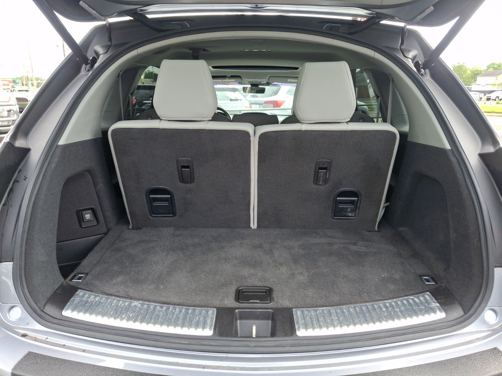 Used 2020 Acura MDX AWD/4WD image 30