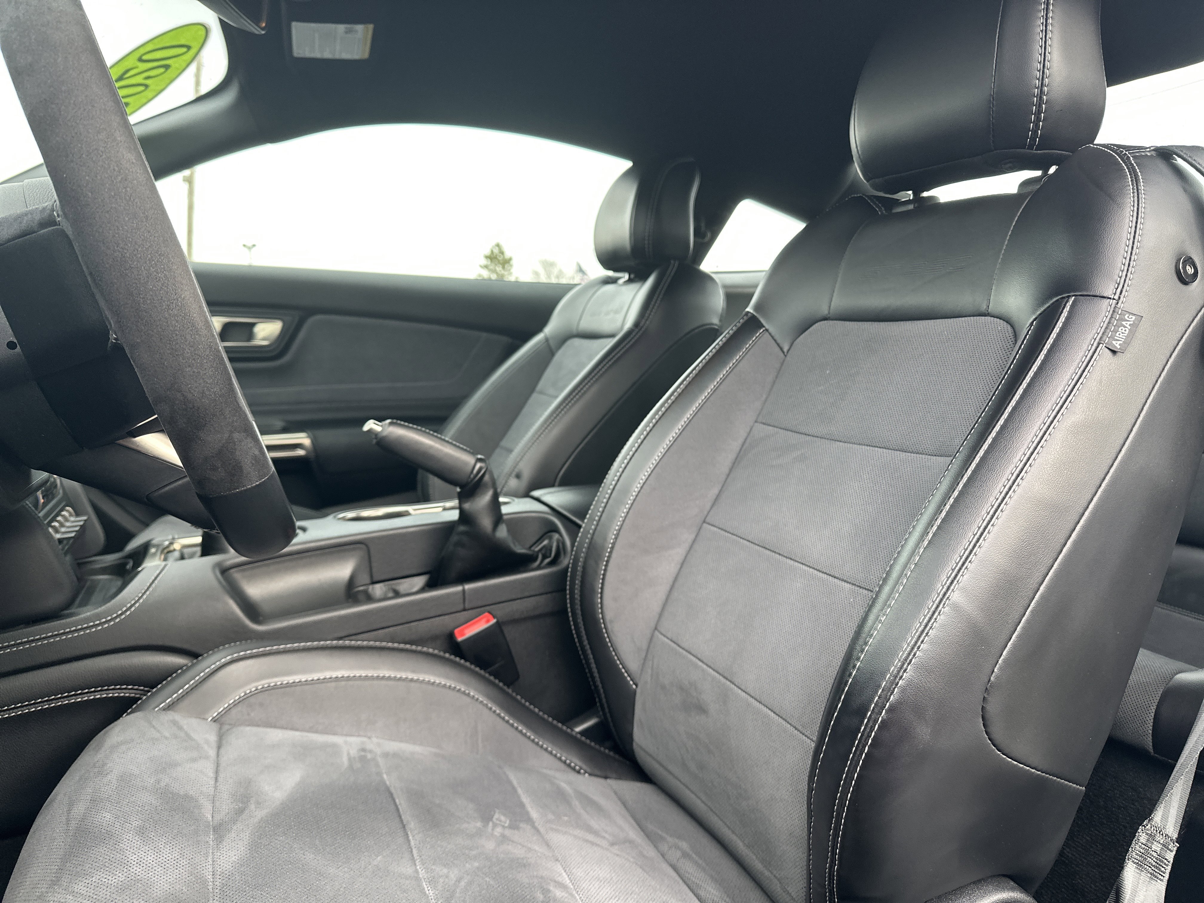 Used 2020 Ford Mustang Shelby GT350 w/ Technology Package image 29