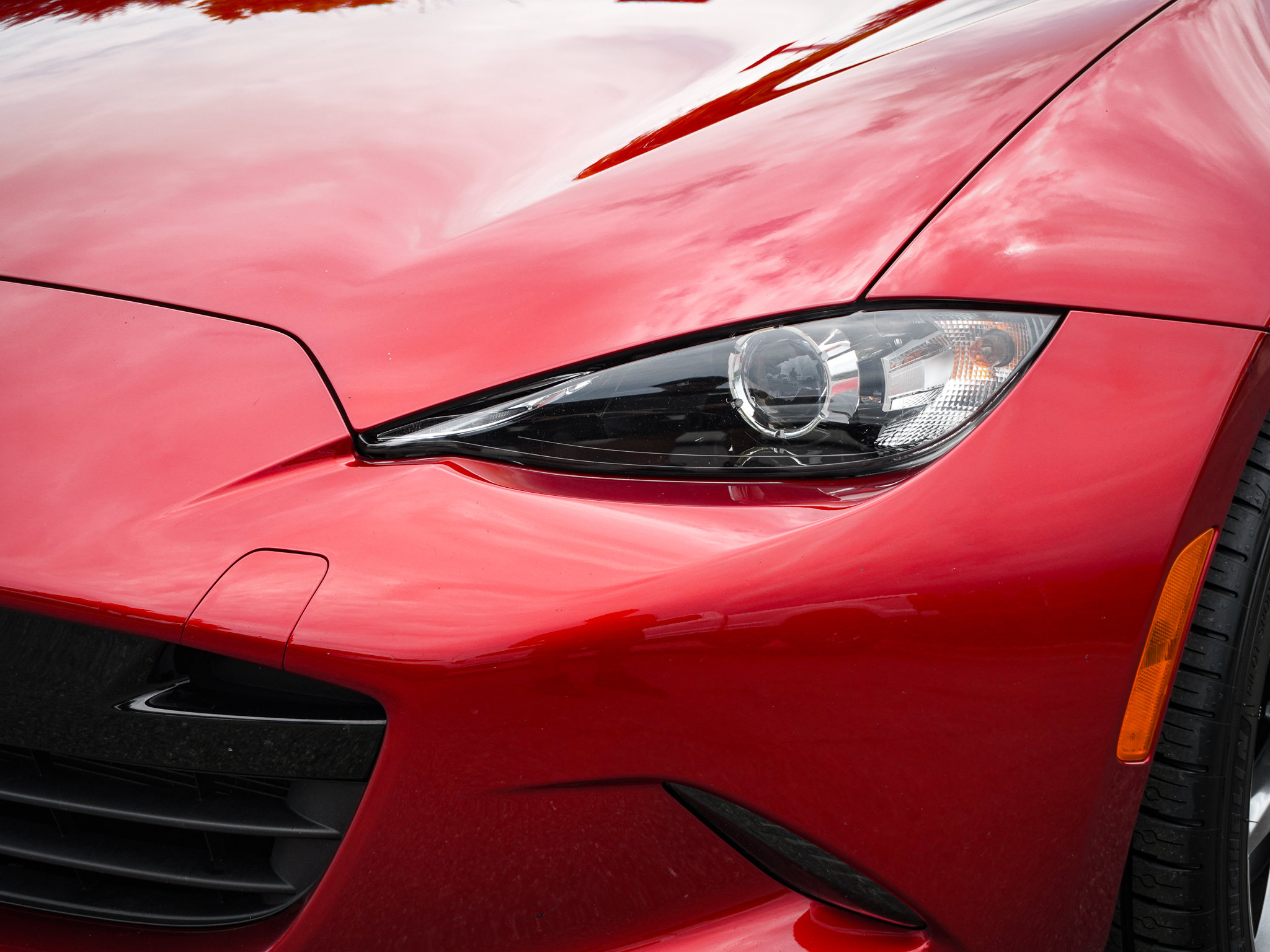 Used 2022 MAZDA MX-5 Miata RF Grand Touring RWD image 6