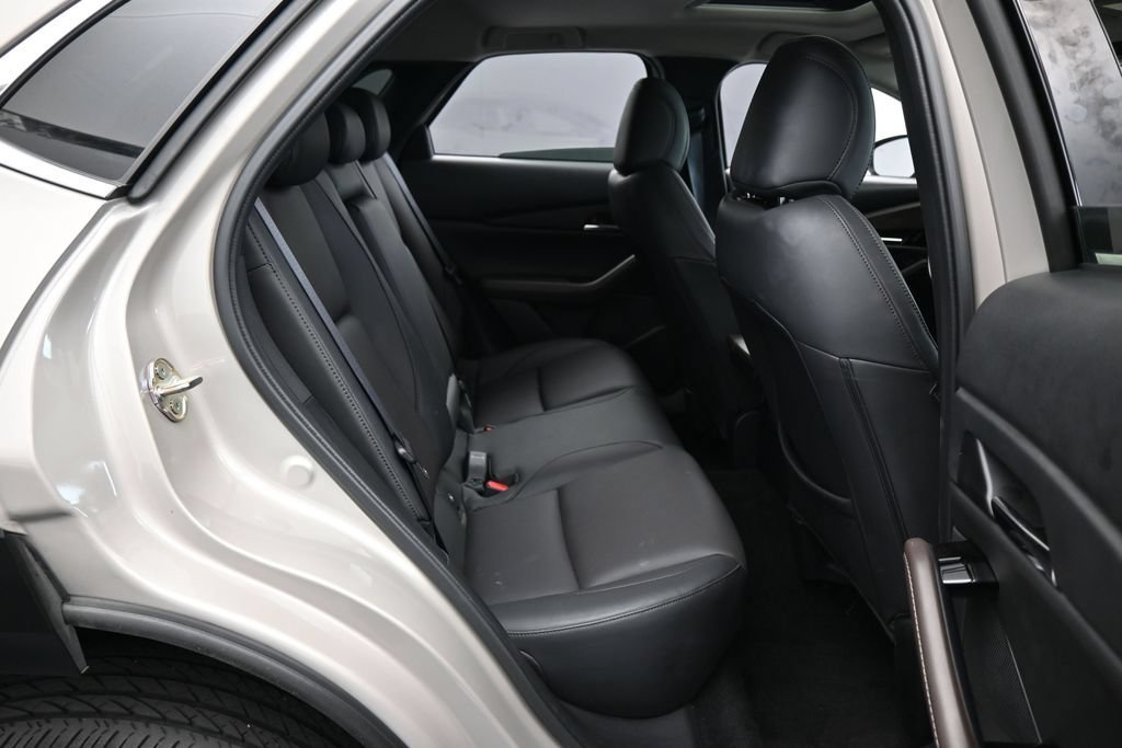 Used 2023 MAZDA CX-30 AWD 2.5 S w/ Premium Package image 37