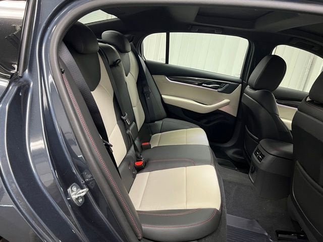 New 2026 Cadillac CT5 V w/ Technology Package AWD/4WD image 17