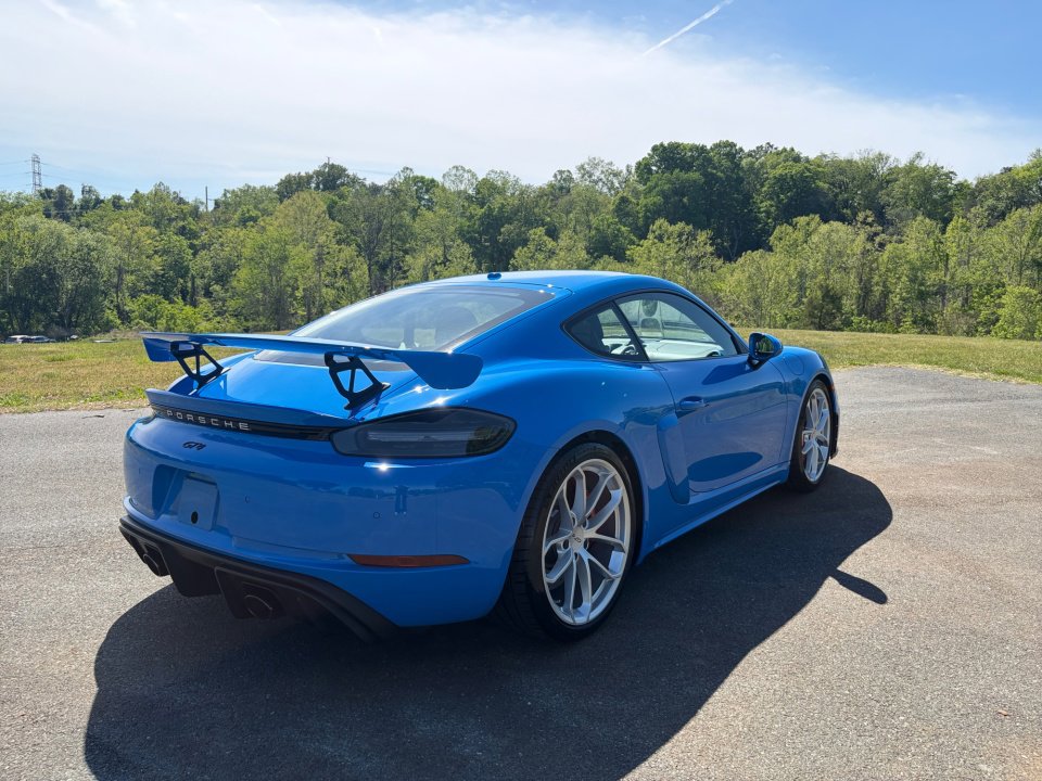 Certified 2022 Porsche 718 Cayman GT4 RWD image 7