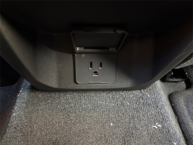 New 2026 Chevrolet Colorado ZR2 w/ Off-Road Front Bumper Package image 37