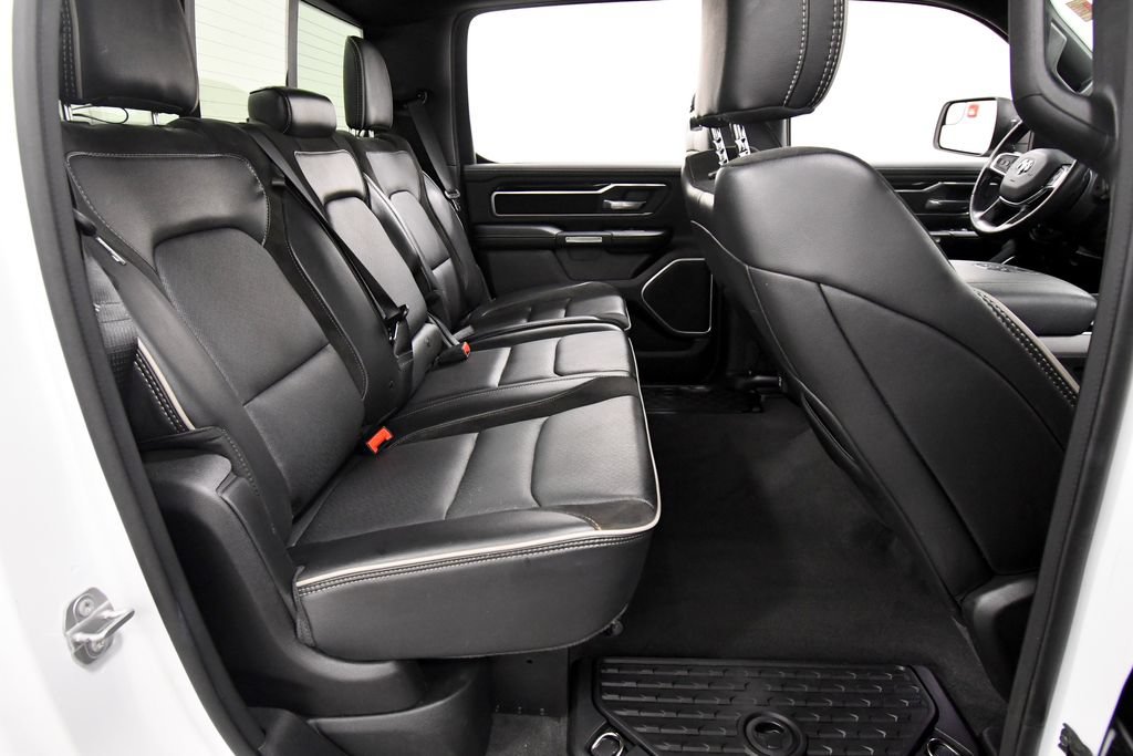 Used 2020 RAM 1500 Laramie w/ Sport Appearance Package AWD/4WD image 17