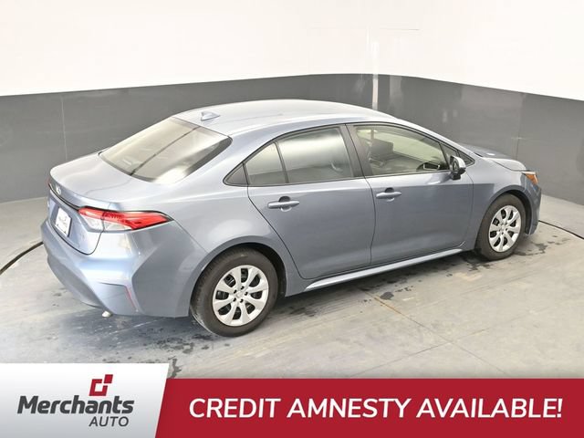 Used 2025 Toyota Corolla LE FWD image 26
