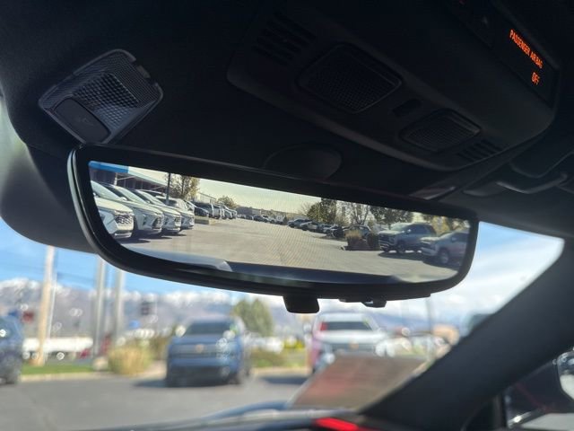 Used 2024 Chevrolet Corvette Stingray Premium Cpe w/ Z51 Performance Package RWD image 30