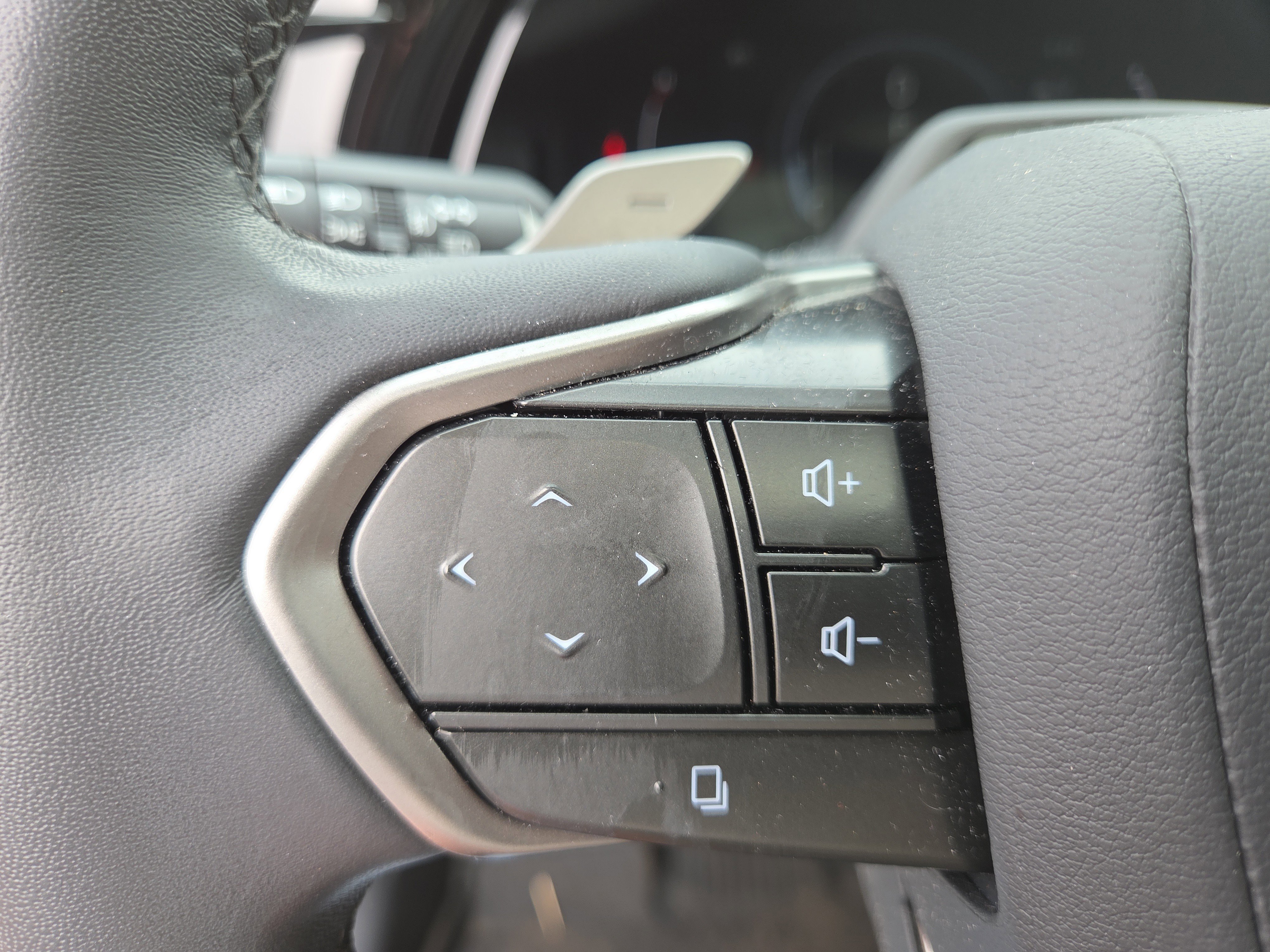 Used 2023 Lexus RX 350 Premium Plus w/ Accessory Package (Z1) image 30