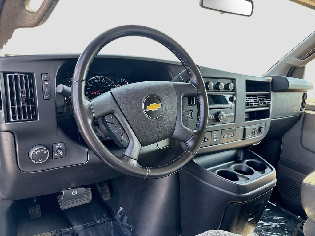 Used 2021 Chevrolet Express 3500 w/ Power Convenience Package RWD image 10