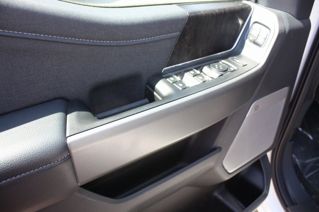 New 2025 Ford F350 Lariat w/ Lariat Ultimate Package image 12