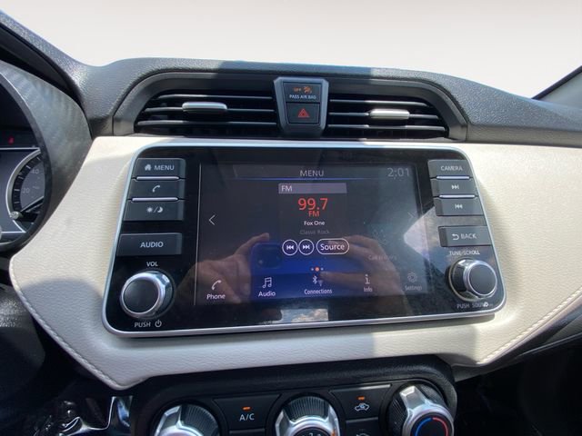 Used 2021 Nissan Versa SV image 22