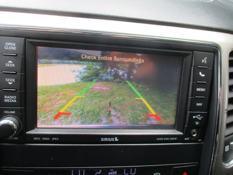 Used 2012 Jeep Grand Cherokee Overland AWD/4WD image 18
