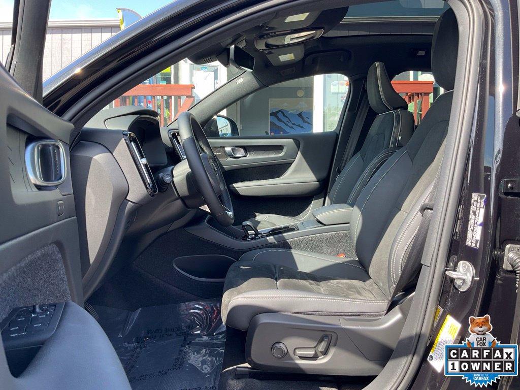 Used 2023 Volvo C40 P8 Recharge Ultimate AWD/4WD image 8