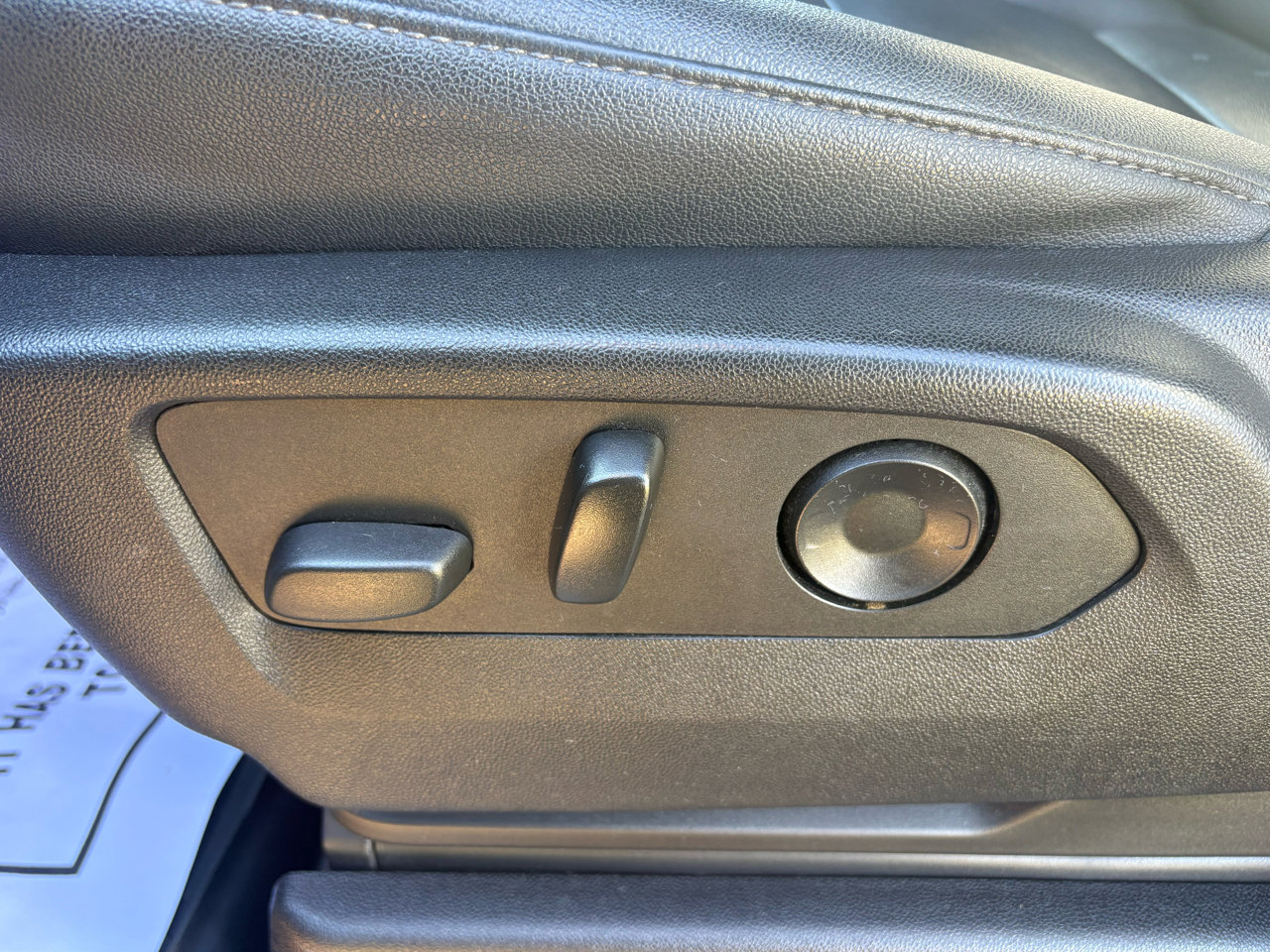 Used 2022 Chevrolet Tahoe LT image 10