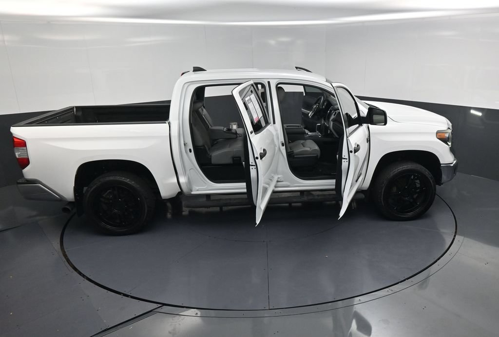 Used 2020 Toyota Tundra SR5 w/ SR5 Leather Package RWD image 27
