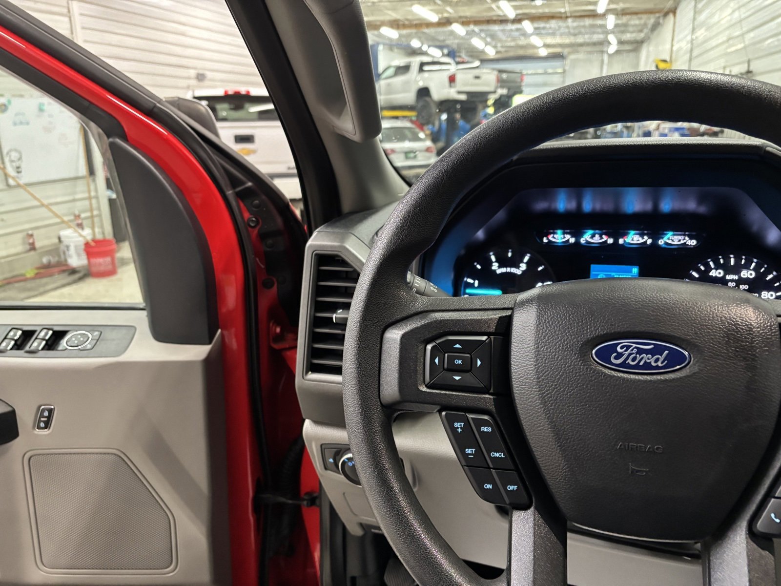 Used 2020 Ford F250 XL w/ STX Appearance Package image 14