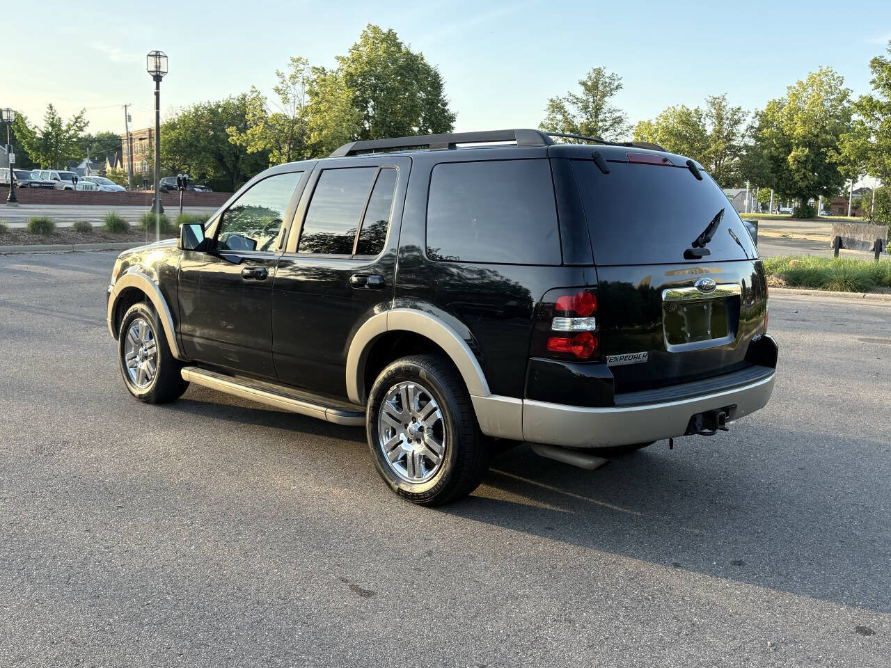 Used 2010 Ford Explorer Eddie Bauer AWD/4WD image 16