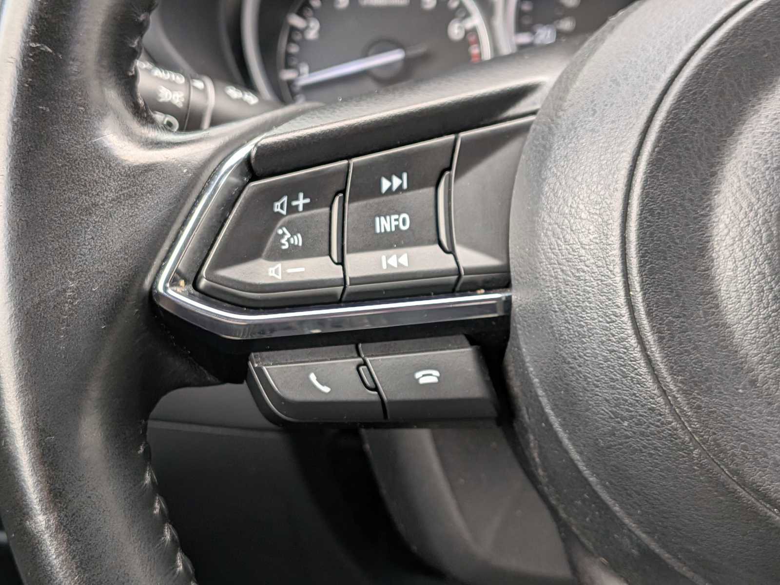 Used 2018 MAZDA CX-5 Touring w/ Preferred Equipment Package AWD/4WD image 23