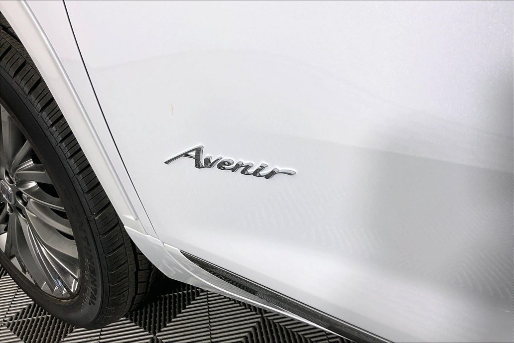 New 2027 Buick Enclave Avenir AWD/4WD image 9