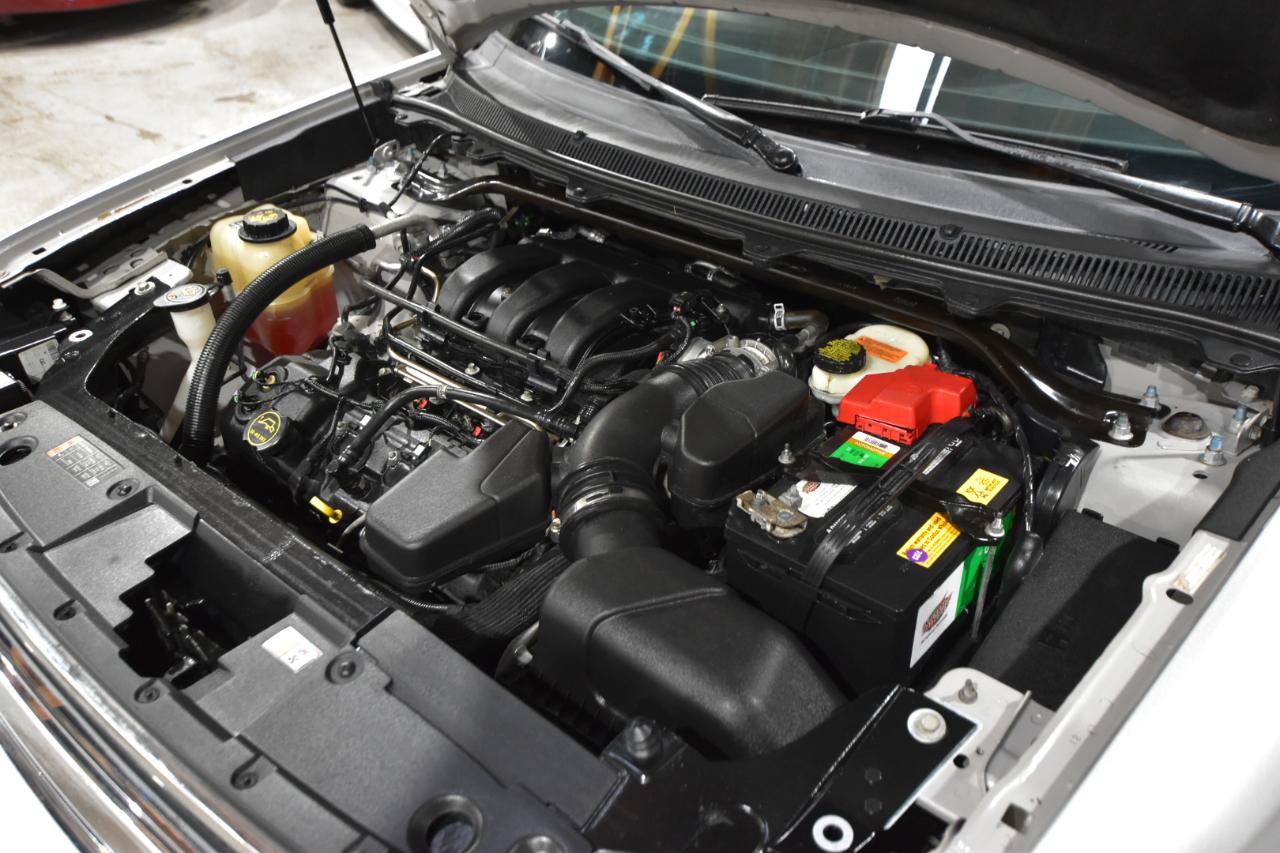 Used 2018 Ford Flex SE FWD image 38