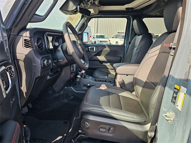 New 2025 Jeep Wrangler Unlimited Rubicon image 11