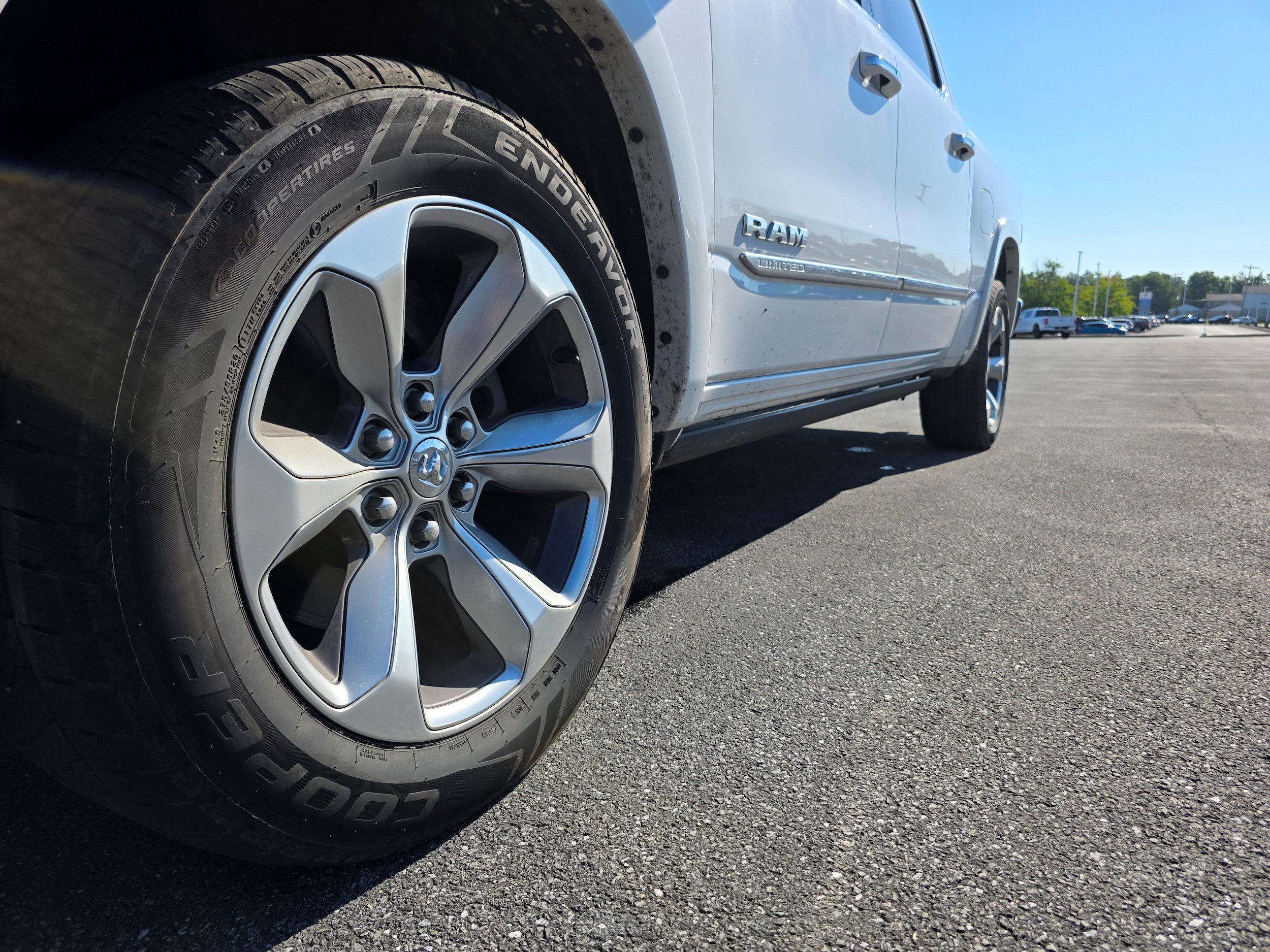 Used 2021 RAM 1500 Limited AWD/4WD image 23