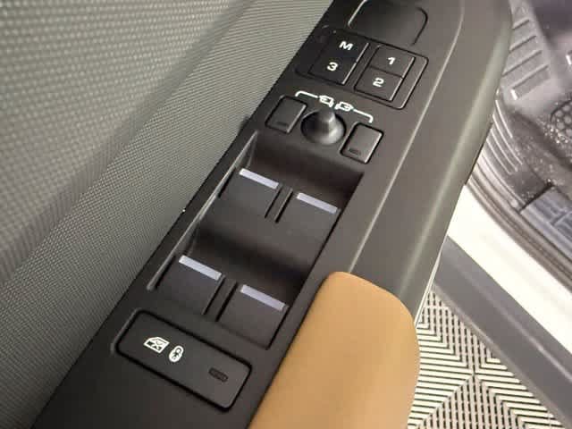 New 2026 Land Rover Defender 130 S AWD/4WD image 21