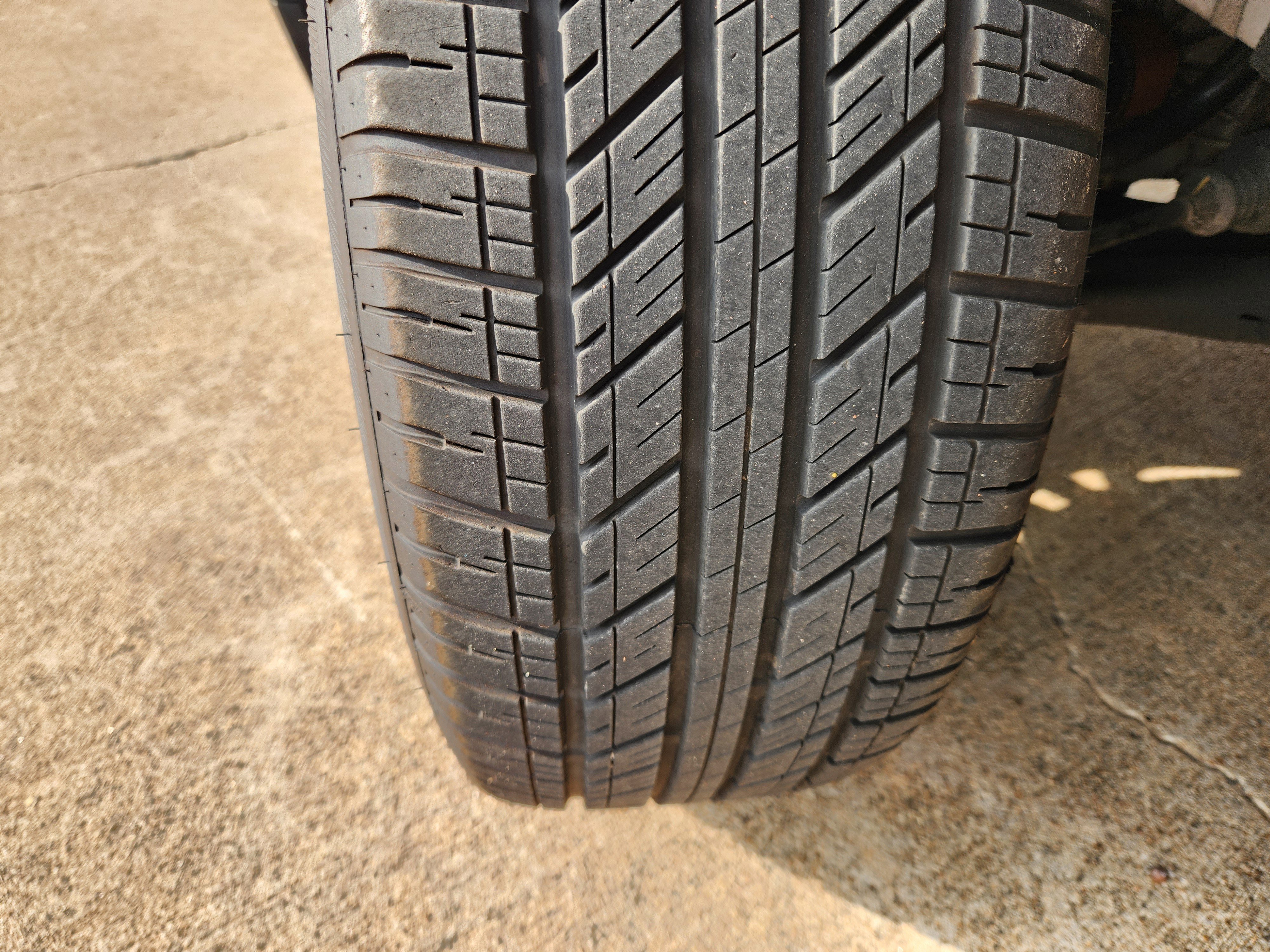 Certified 2024 Chevrolet Traverse LT image 12