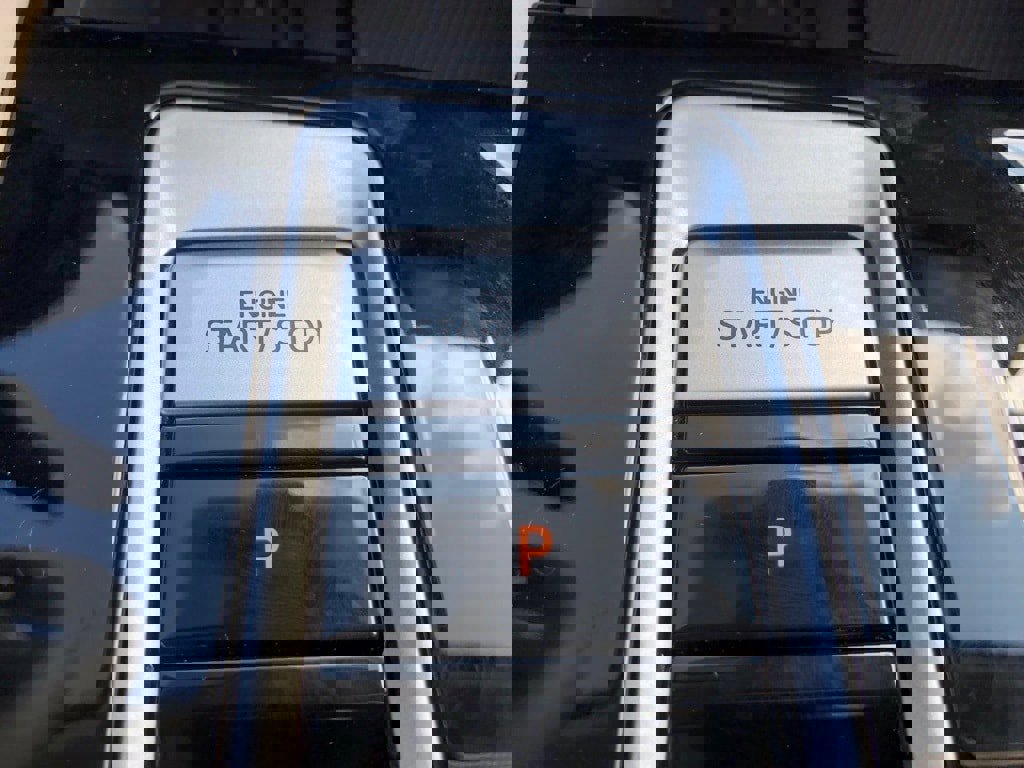 New 2025 Volkswagen Atlas SEL Premium R-Line image 31