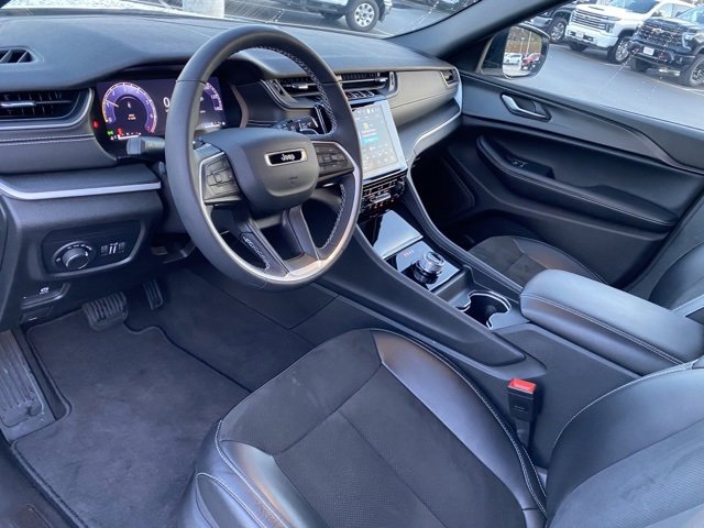 Used 2023 Jeep Grand Cherokee L Altitude image 13