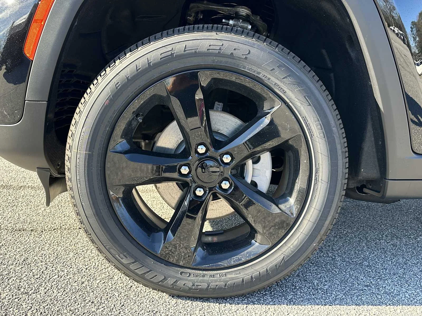 New 2025 Jeep Grand Cherokee Altitude AWD/4WD image 11