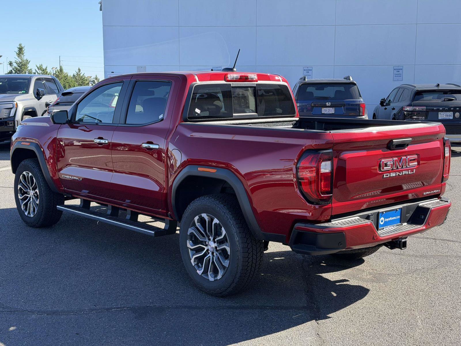 New 2026 GMC Canyon Denali AWD/4WD image 3