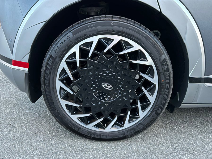 Used 2024 Hyundai Ioniq 5 Limited image 70