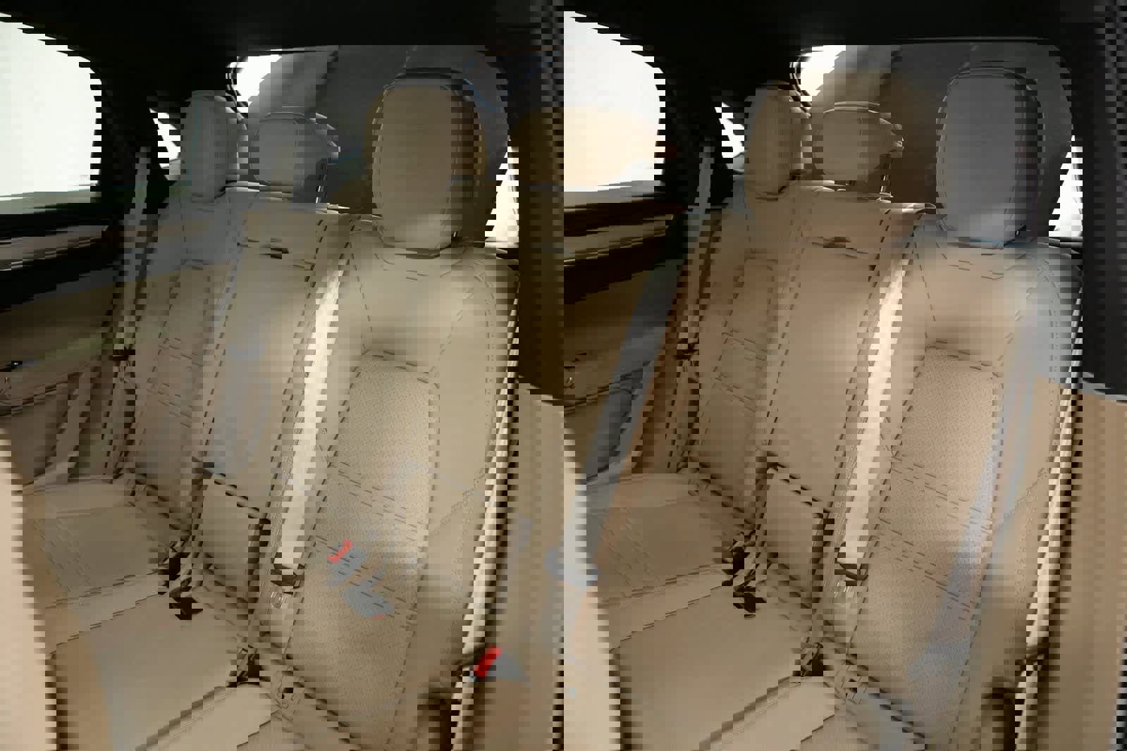 Certified 2022 Porsche Cayenne Platinum Edition image 26