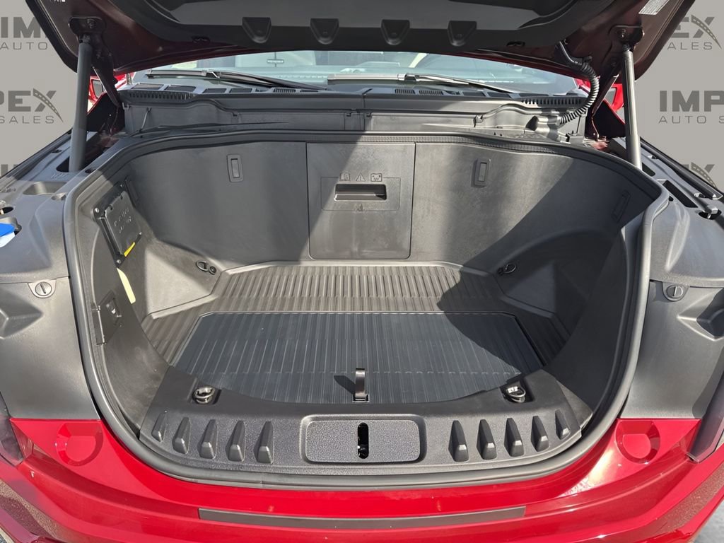 Used 2025 Ford F150 Lightning Platinum image 39