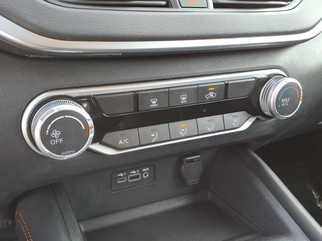 Certified 2022 Nissan Altima 2.5 SR image 17