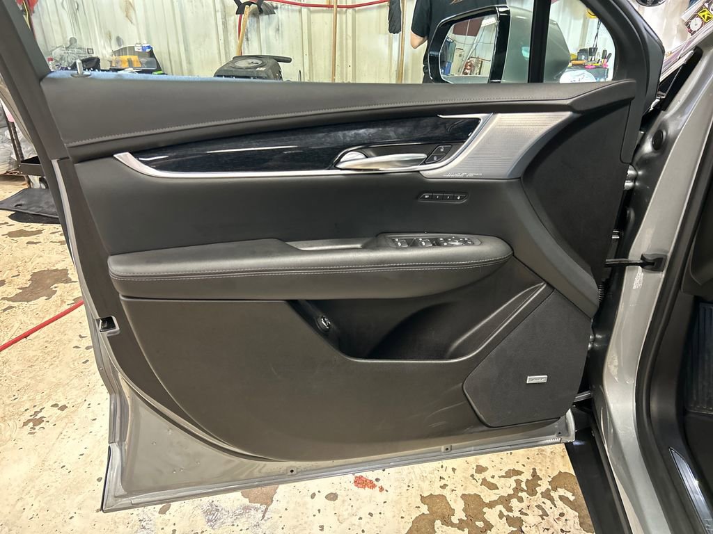 Used 2025 Cadillac XT5 Premium Luxury AWD/4WD image 15