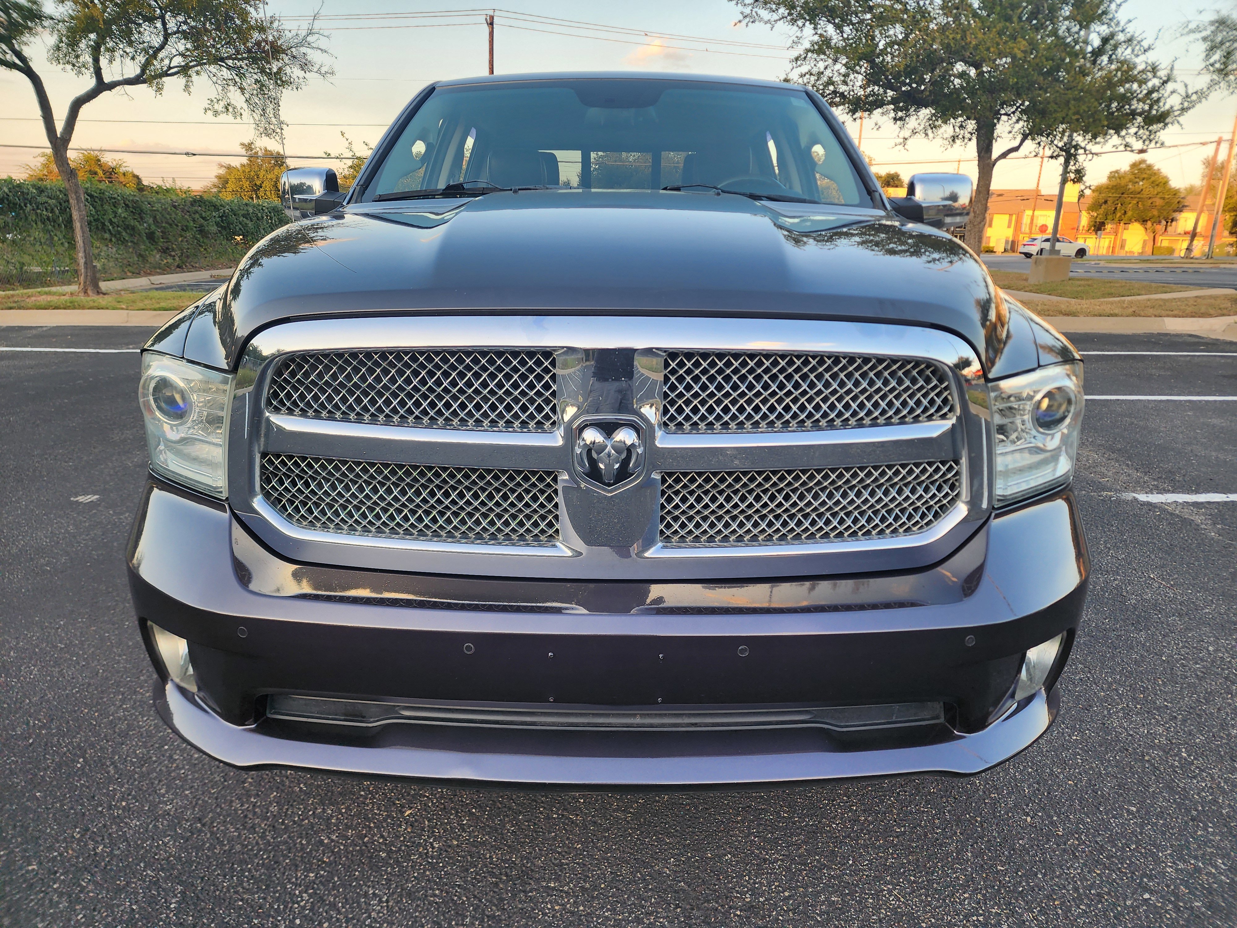 Used 2015 RAM 1500 Limited image 2